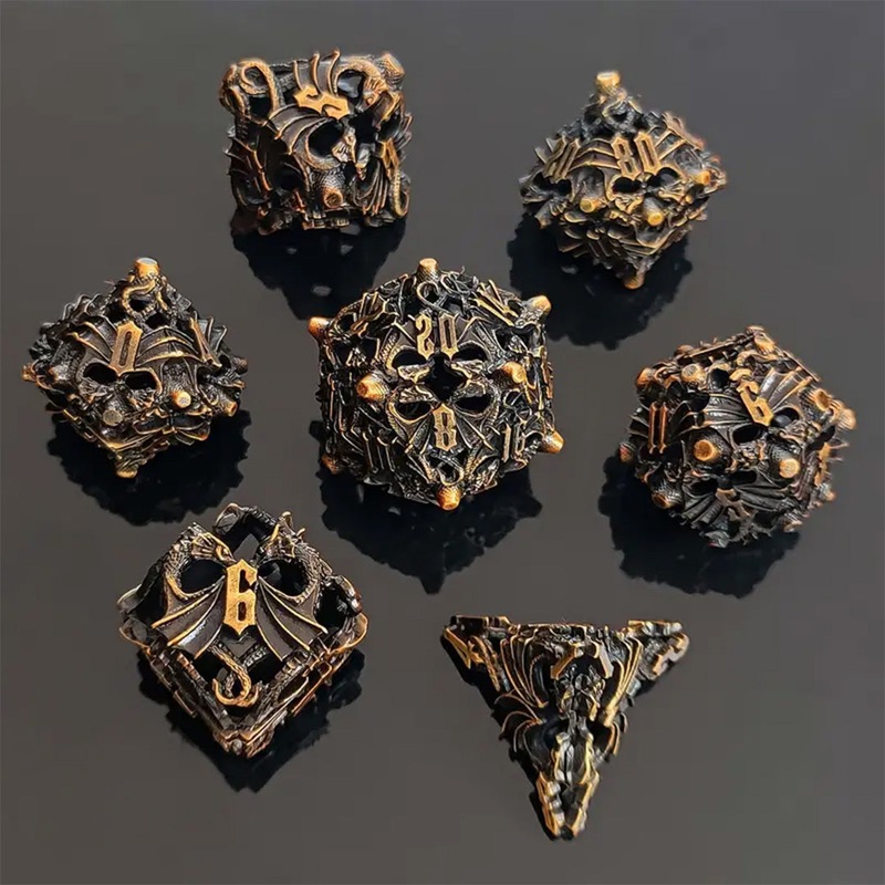 Battleground – 7 Piece Hollow Metal Polyhedral Dice Set & Dice Case