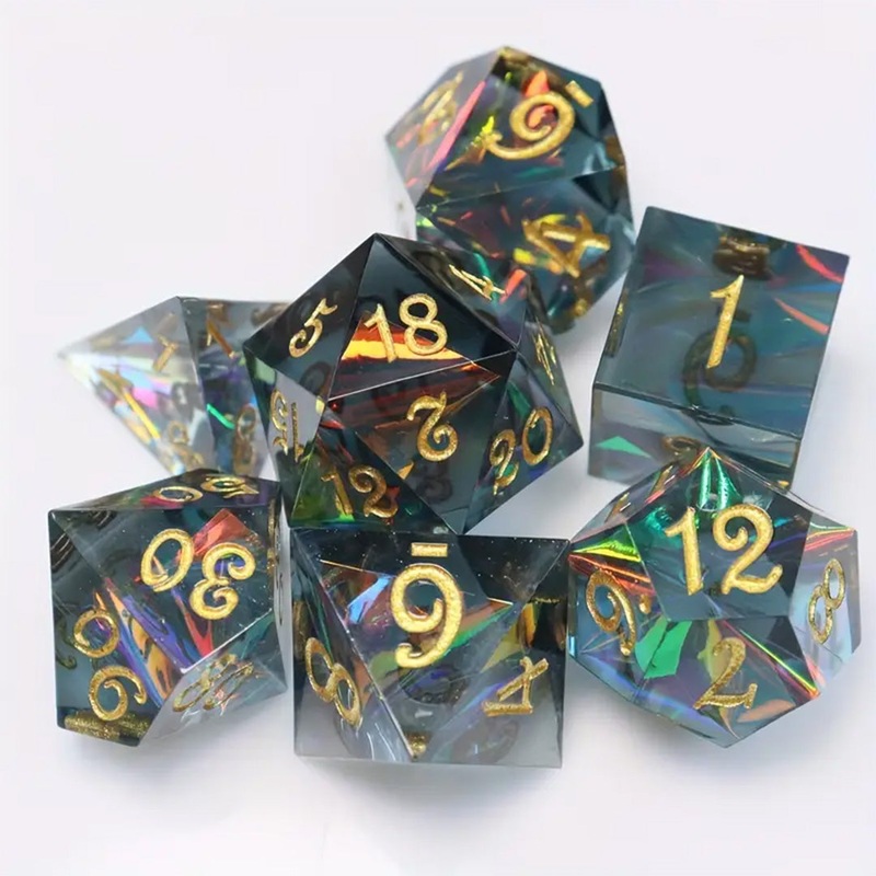 Leadlight  – Handcrafted Sharp Edge Dice Set & Dice Case